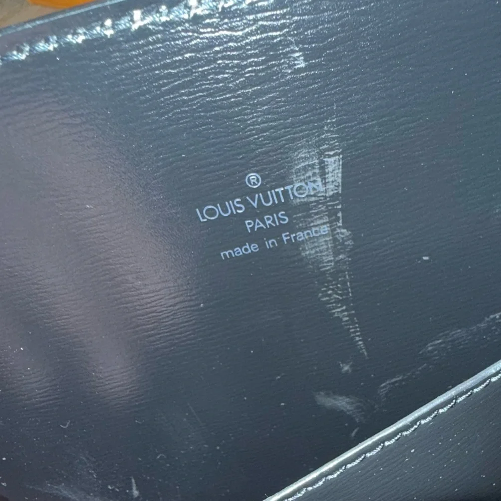 LOUIS VUITTON Capucines Black EPI Leather Women's Shoulder Bag - Picture 4 of 17